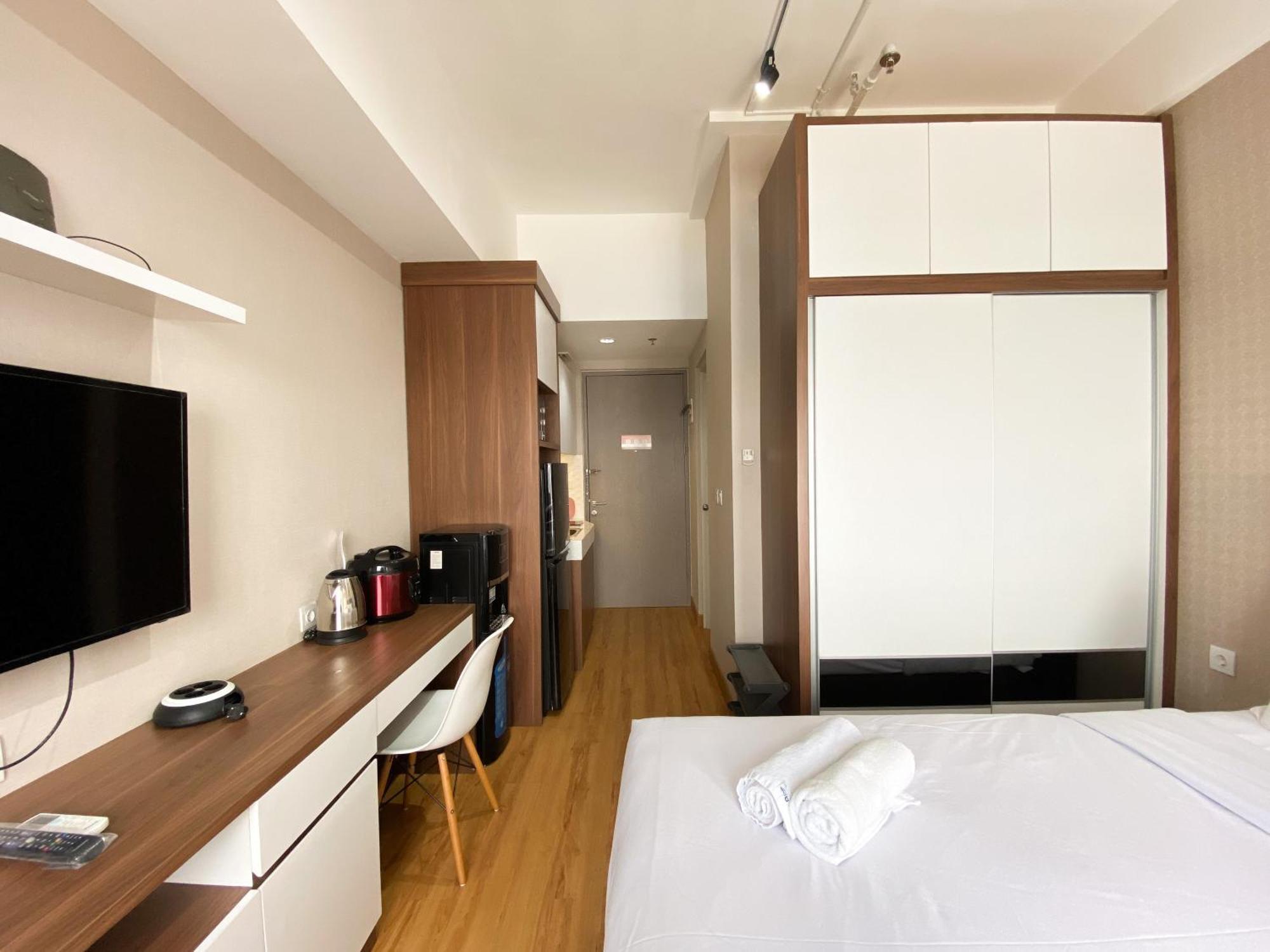 Warm And Cozy Studio At Vasanta Innopark Apartment By Travelio Cikarang Esterno foto